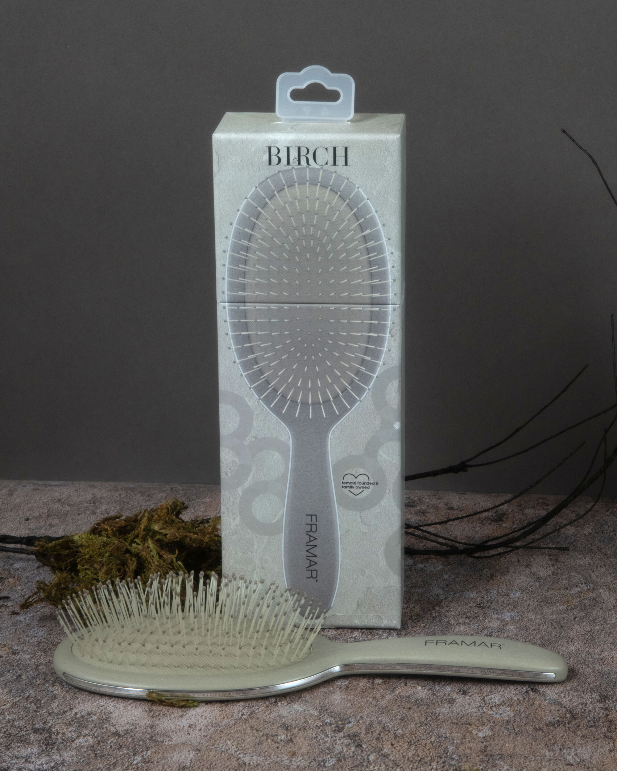 Framar HAIR BRUSHES: Sage Detangle Brush - Birch