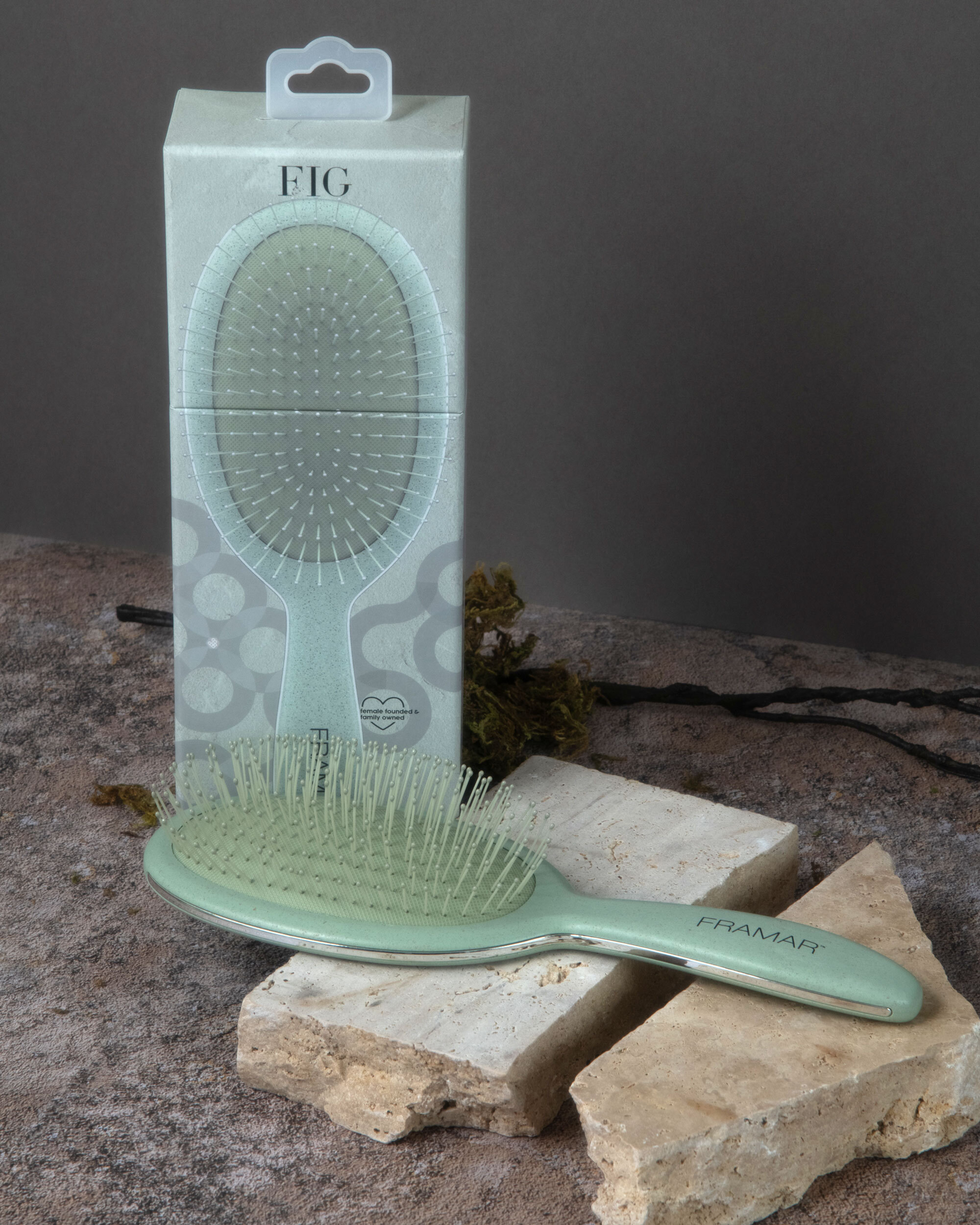 Framar HAIR BRUSHES: Sage Detangle Brush - Fig